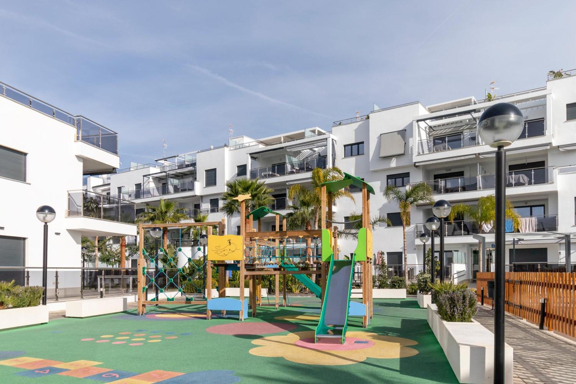 Rentitspain Apartamento En Aguacate A Minutos Del Golf Motril Buitenkant foto